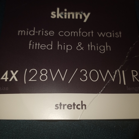 Ava & Viv Women's Exposed Stitch Stretchy Pants - Picture 4 of 6